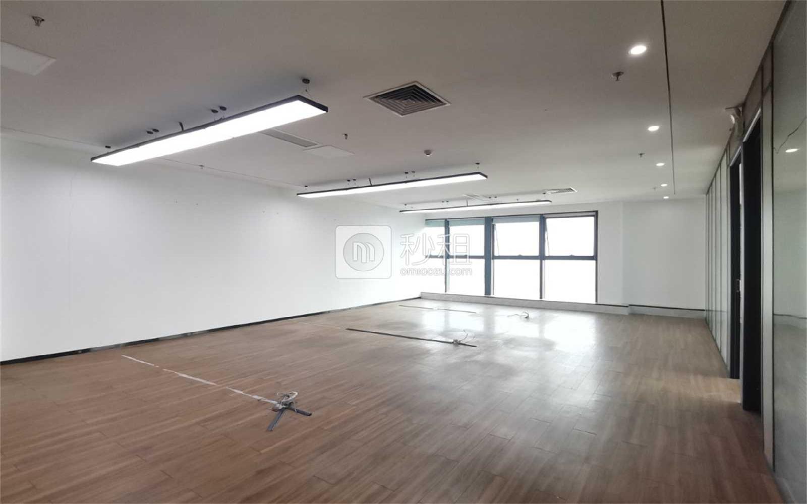 南头城莲花广场写字楼出租337.63平米精装办公室120元/m².月