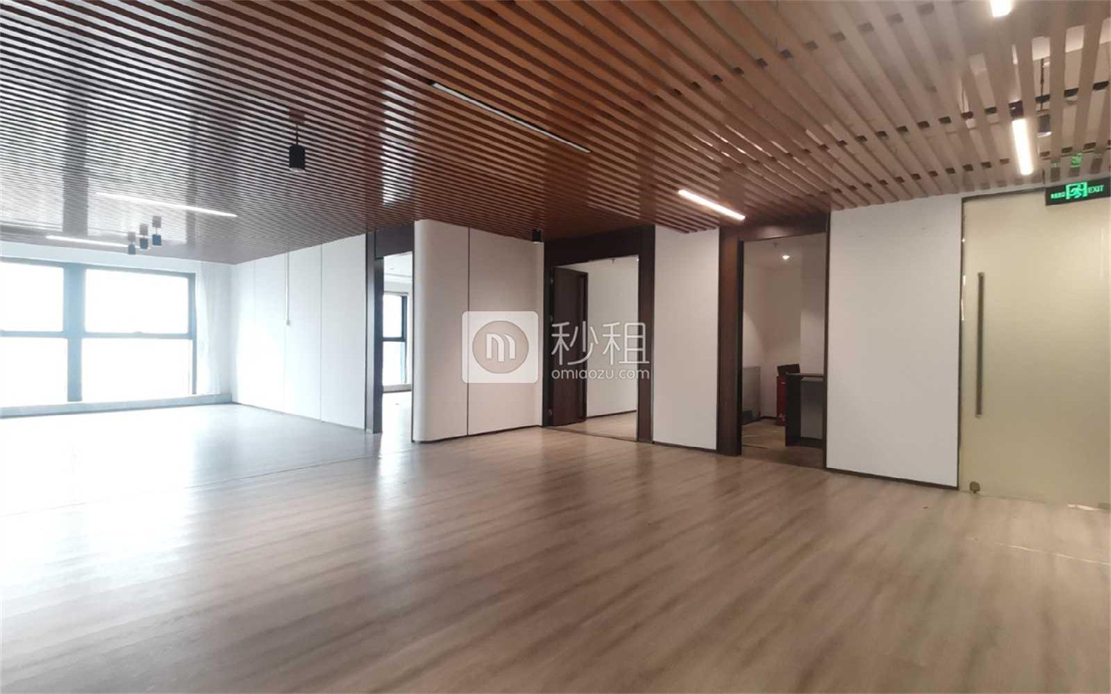 南头城莲花广场写字楼出租506.66平米精装办公室120元/m².月