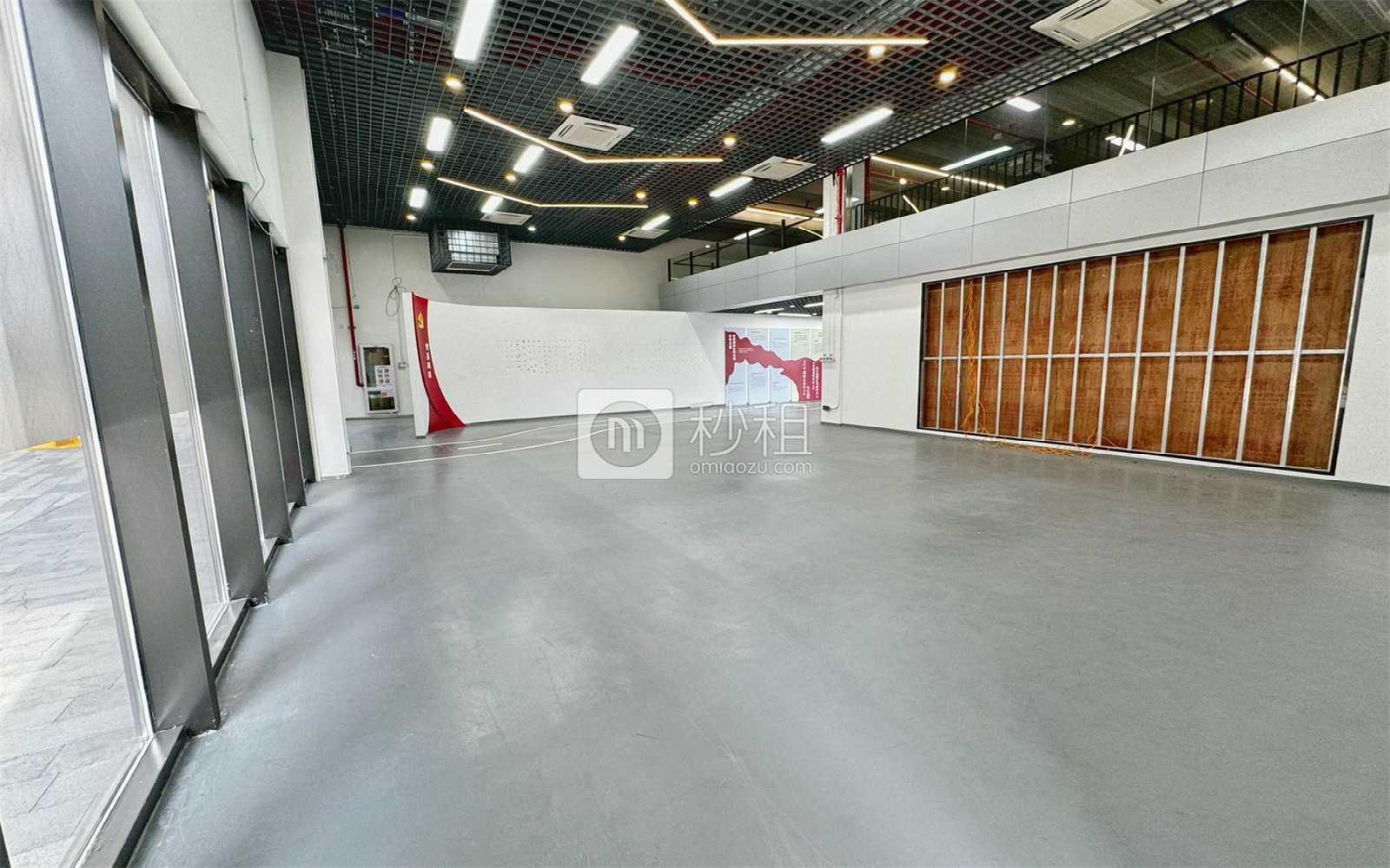 方直·前海国际文化中心写字楼出租1192平米简装办公室90元/m².月