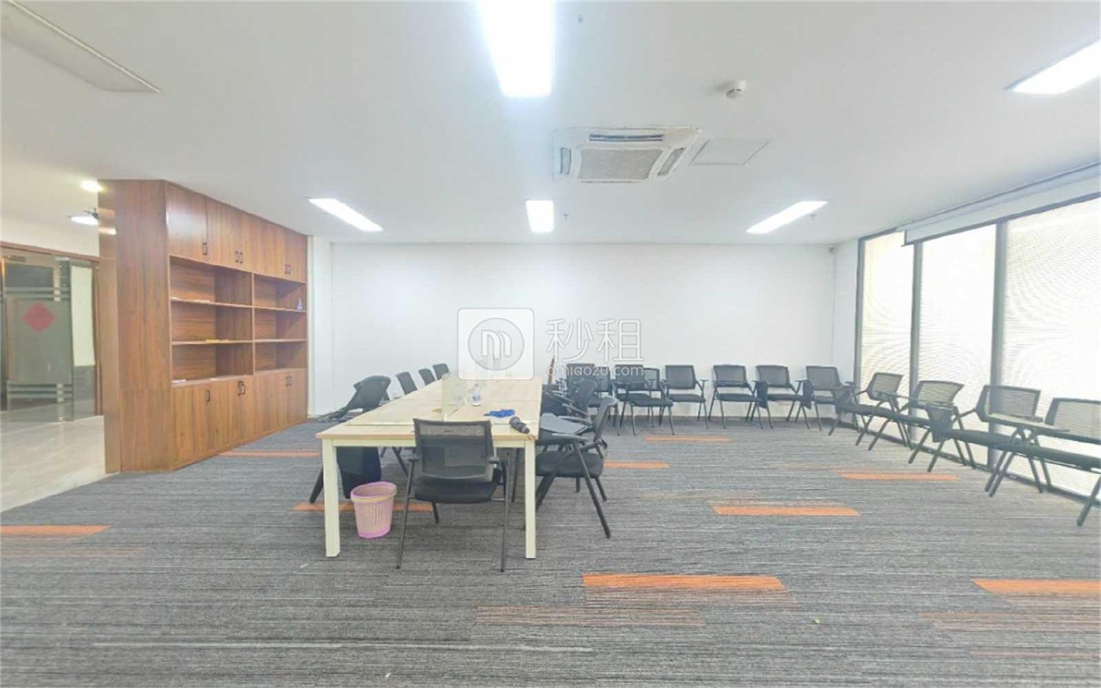 深华科技园写字楼出租288平米简装办公室59元/m².月