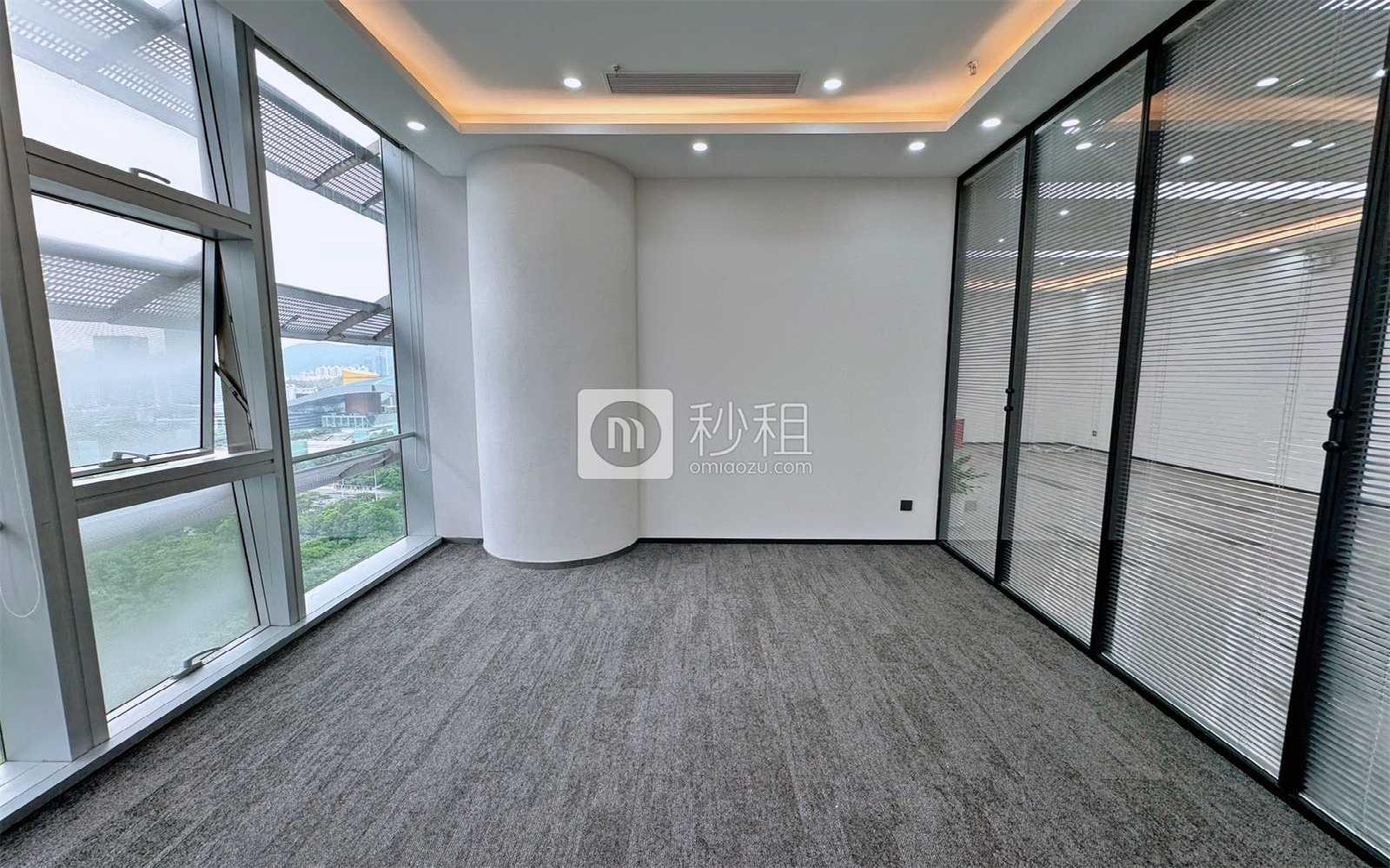 中洲大厦写字楼出租265.38平米精装办公室268元/m².月