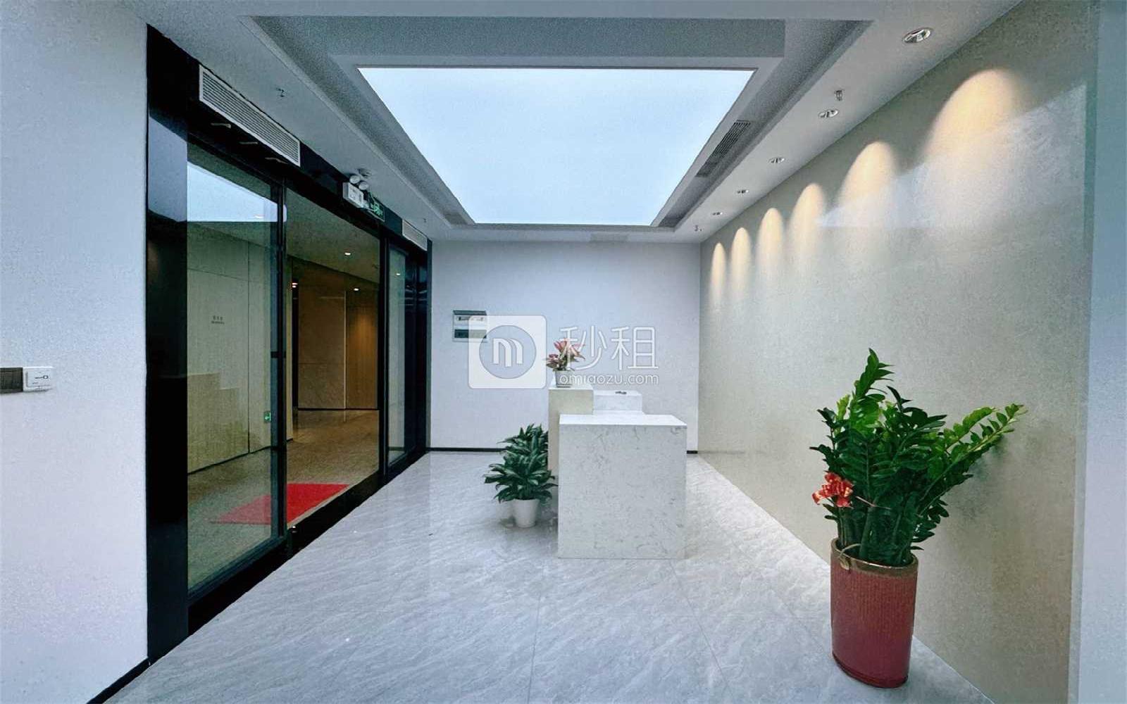中洲大厦写字楼出租265.38平米精装办公室268元/m².月
