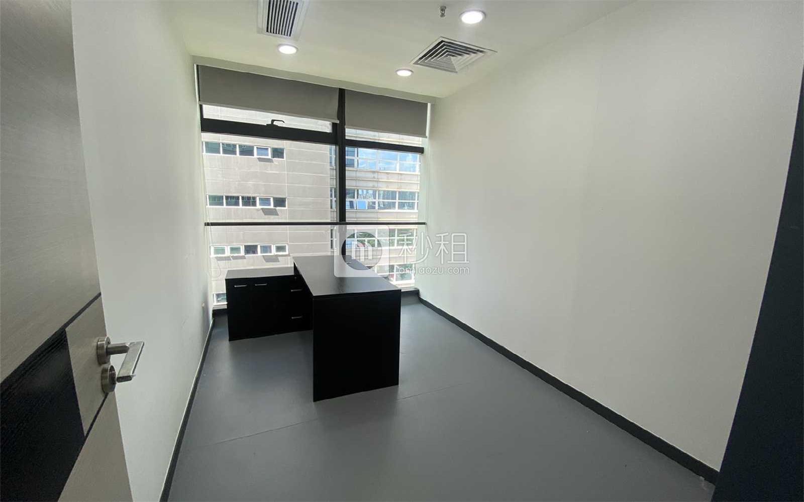 康佳研发大厦写字楼出租441平米精装办公室150元/m².月