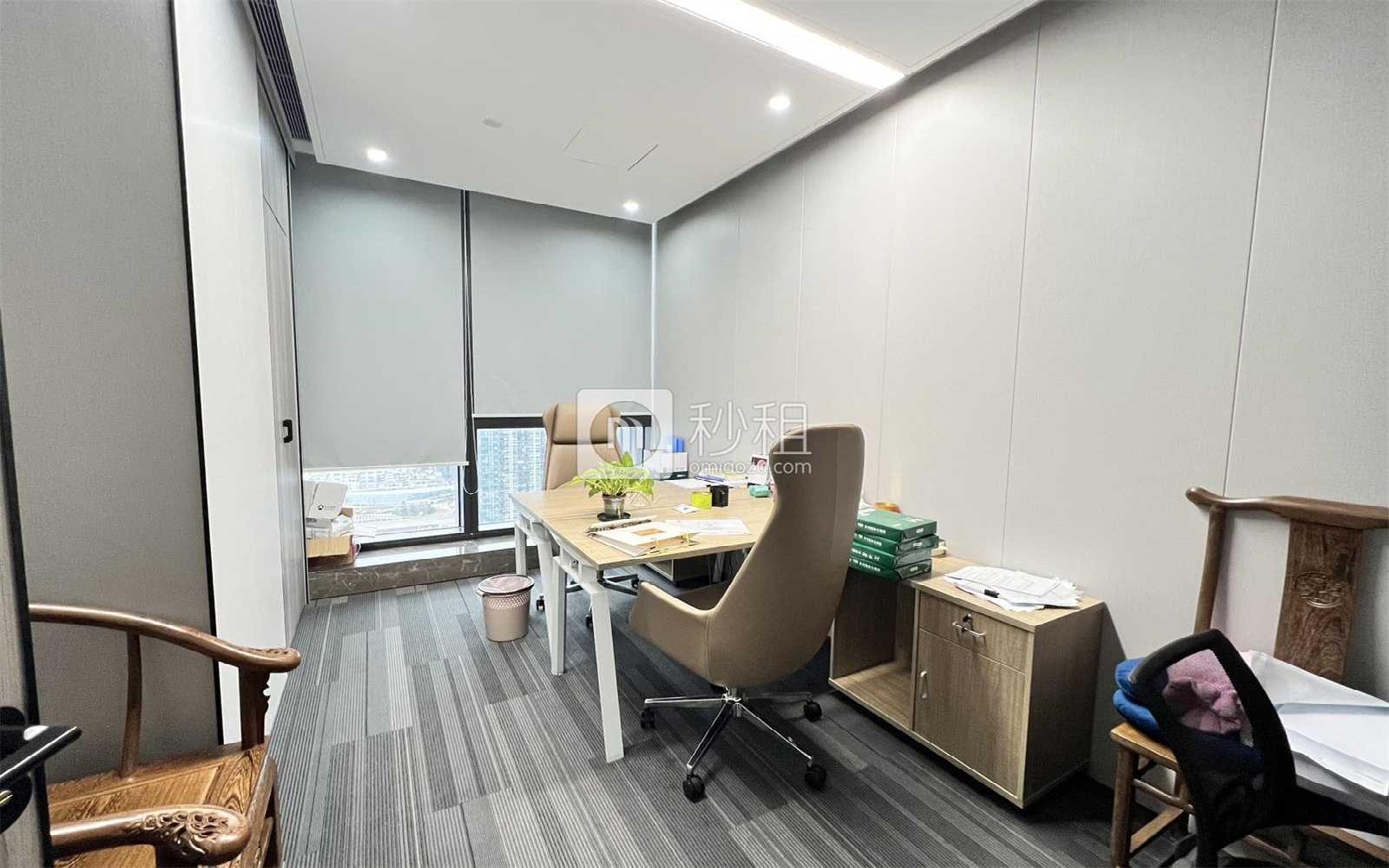 国际金融城（翠林大厦）写字楼出租375平米精装办公室135元/m².月