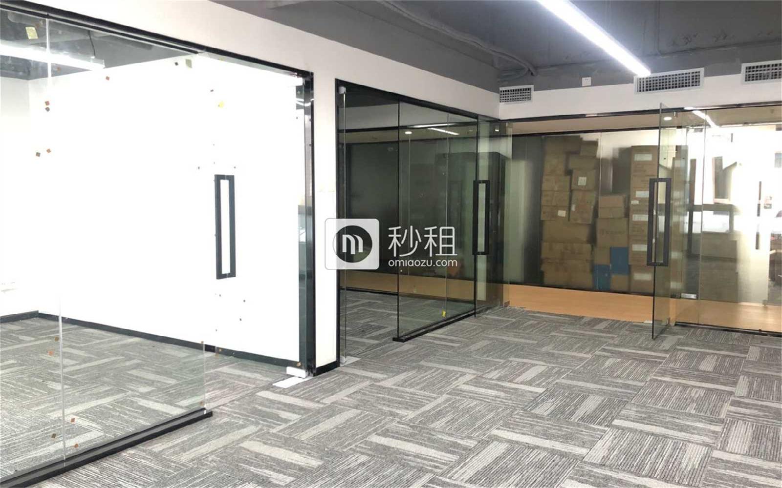 新城大廈寫字樓出租125平米精裝辦公室85元/m2.月