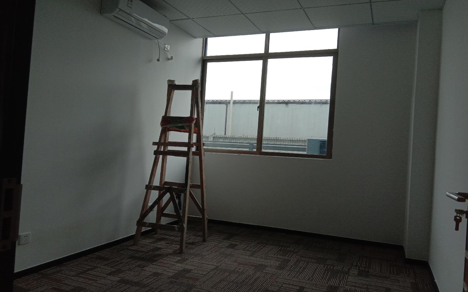 彤鑫科技大厦写字楼出租173平米精装办公室45元/m².月