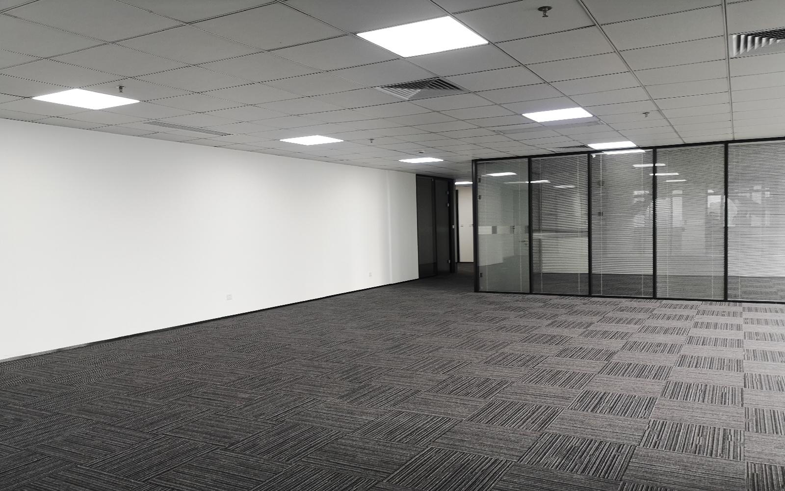 威盛科技大厦写字楼出租421平米精装办公室90元/m².月