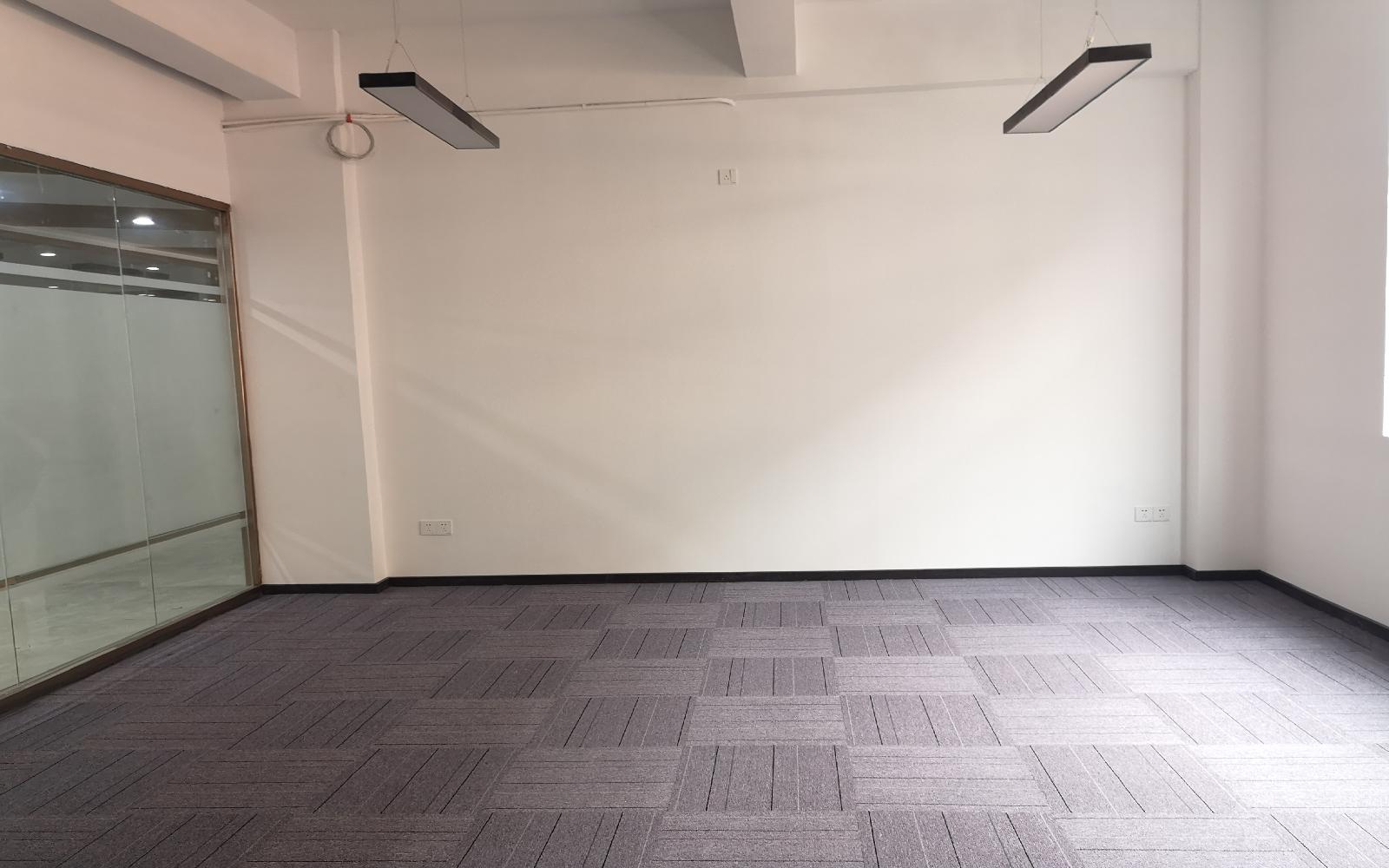 聚创金谷文化创意园写字楼出租85平米精装办公室70元/m².月