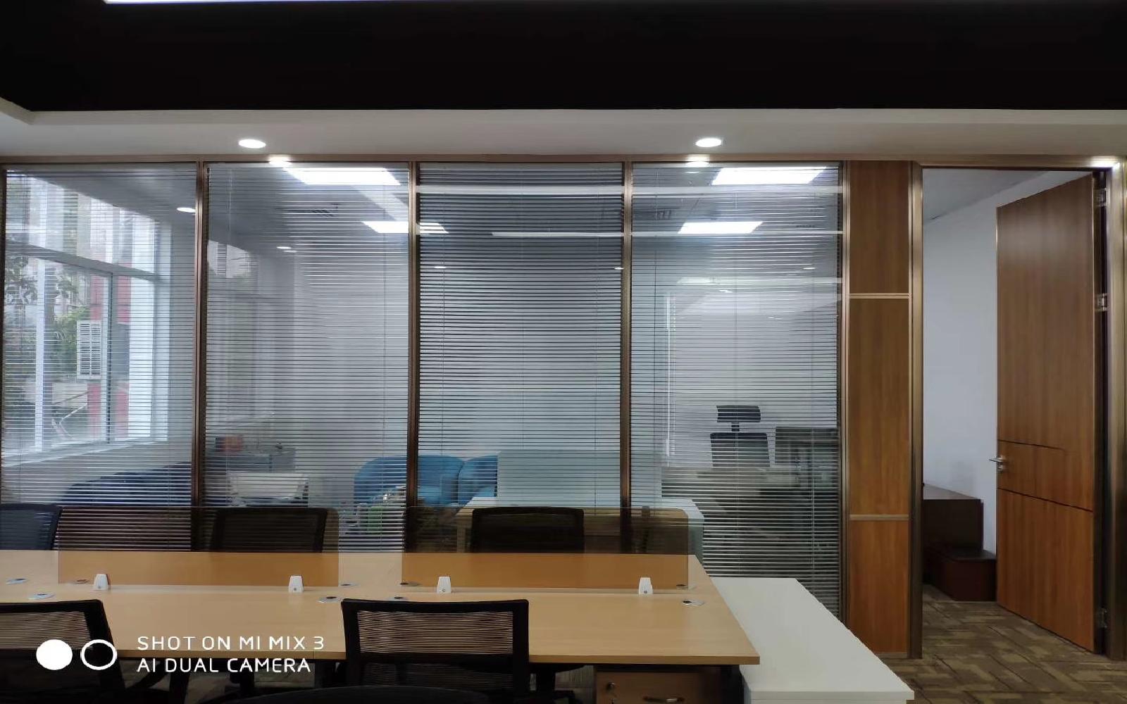 蚂蚁邦创业加速中心写字楼出租286平米精装办公室99元/m².月