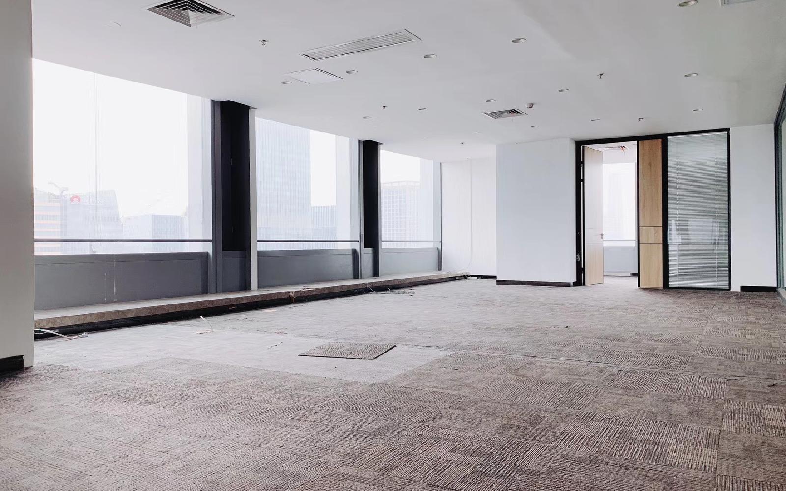 盈峰中心（原易思博软件大厦）写字楼出租966平米精装办公室165元/m².月