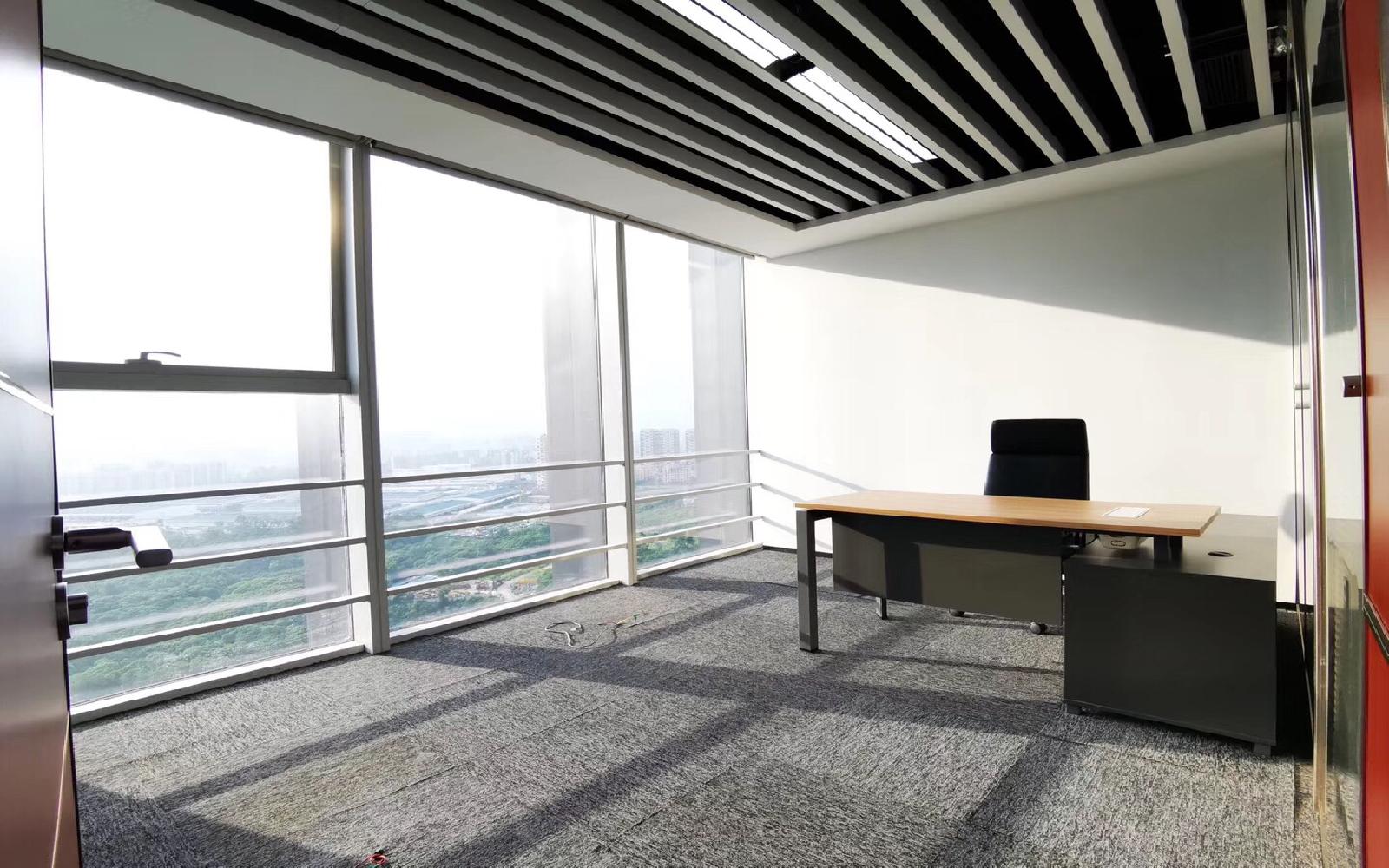 星河WORLD（一期）写字楼出租178平米精装办公室99元/m².月