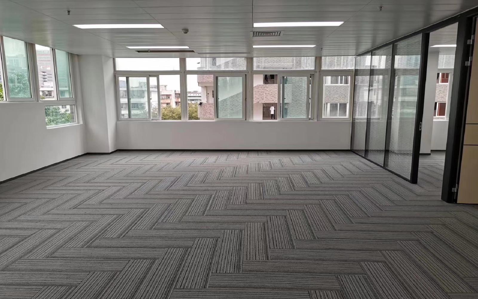 麻雀岭工业区M10栋写字楼出租288平米精装办公室69元/m².月