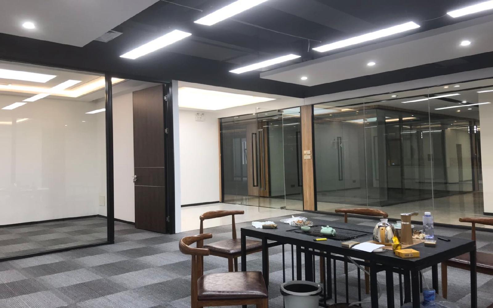 文峥鑫大厦写字楼出租206平米精装办公室78元/m².月