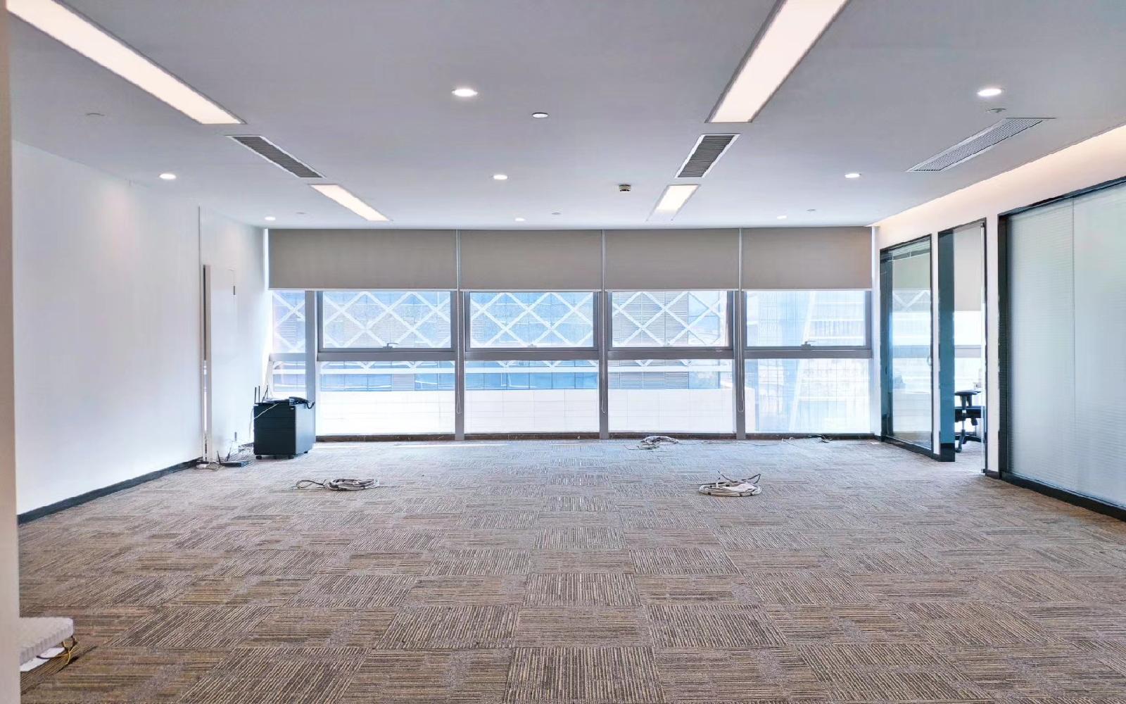 海王星辰大厦写字楼出租296平米精装办公室213元/m².月