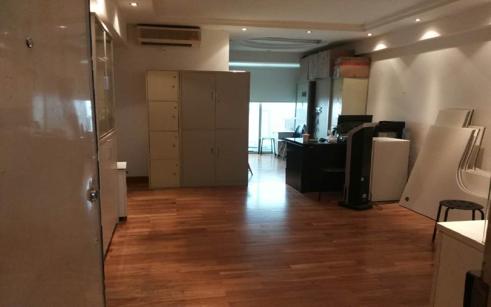 青海大厦写字楼出租84.95平米精装办公室70元/m².月
