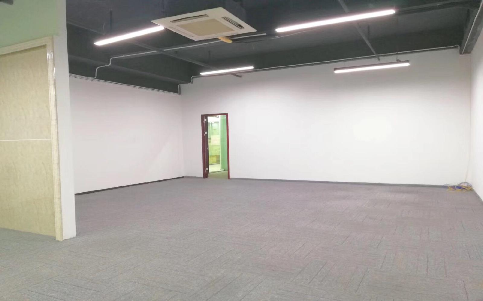 马家龙工业区写字楼出租128平米精装办公室60元/m².月