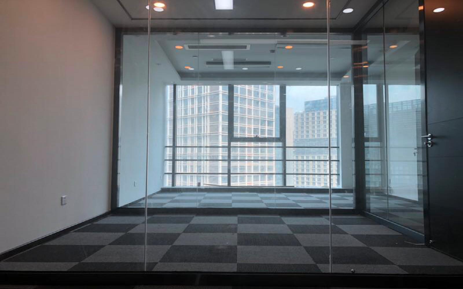 中海信创新产业城写字楼出租135平米精装办公室58元/m².月