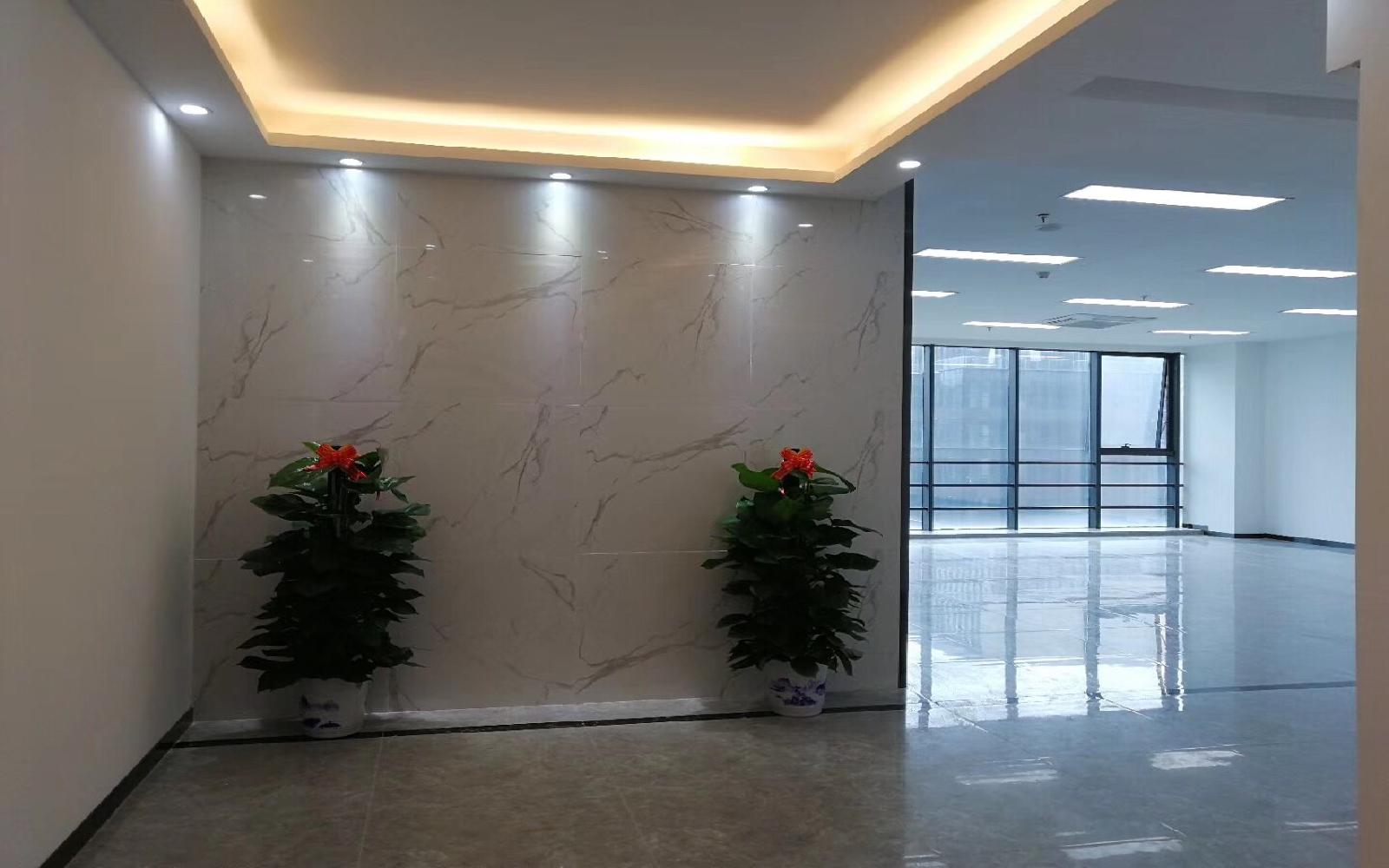 中海信创新产业城写字楼出租288平米精装办公室58元/m².月