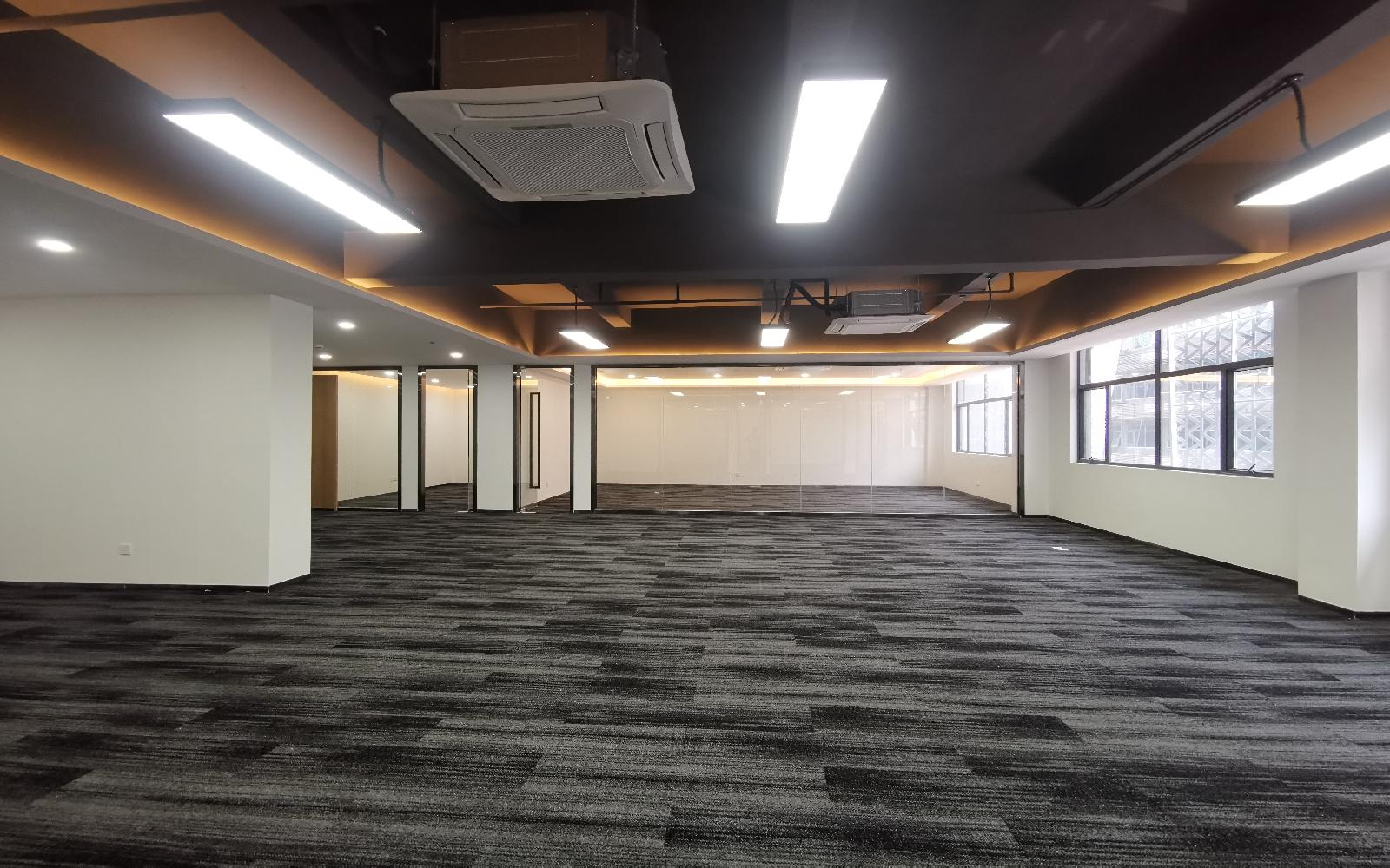 宗泰文化创意产业园写字楼出租454平米精装办公室65元/m².月
