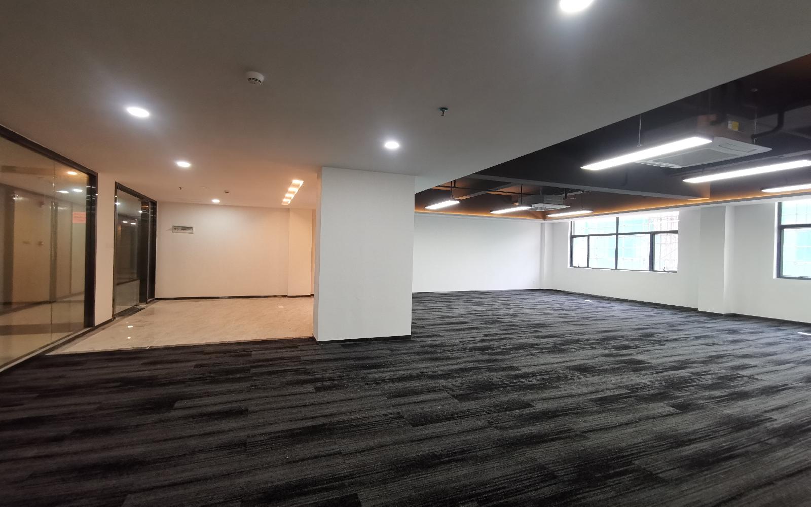 宗泰文化创意产业园写字楼出租321平米精装办公室65元/m².月
