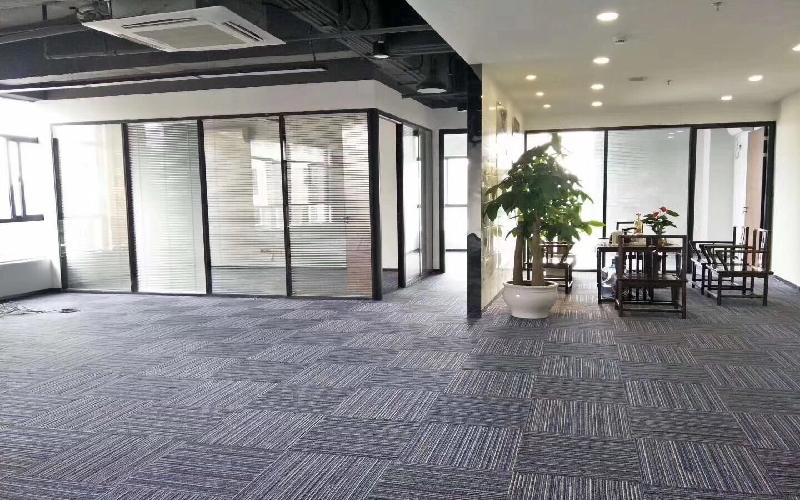 百旺研发大厦写字楼出租333平米豪装办公室50元/m².月