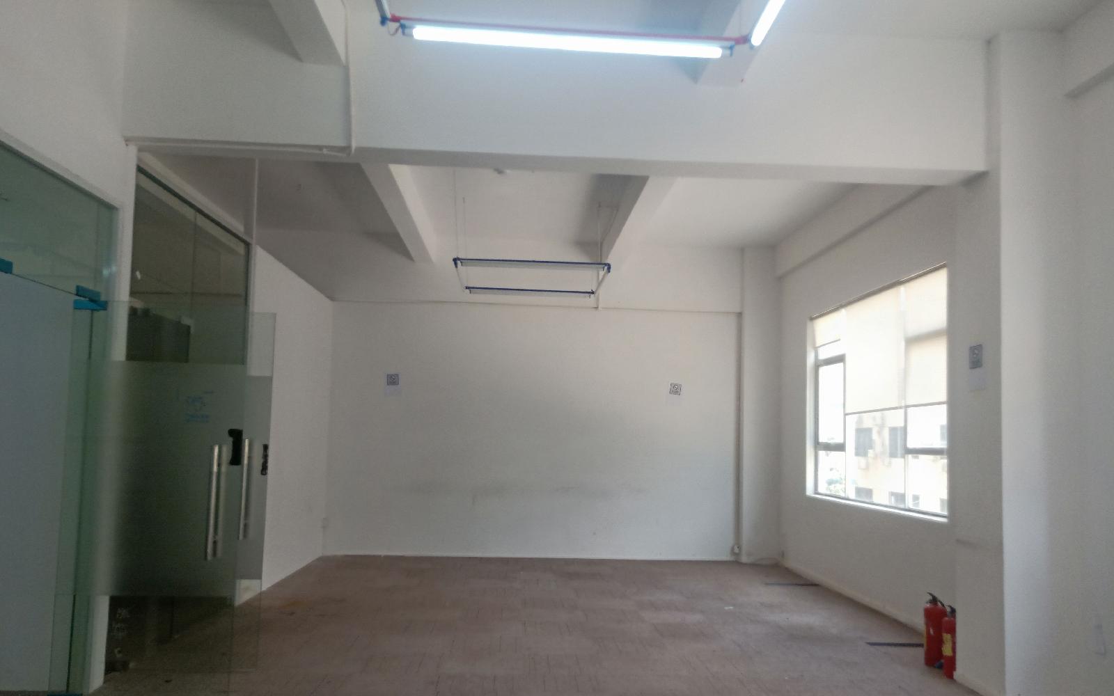 几何电商园（清湖）写字楼出租180平米精装办公室48元/m².月