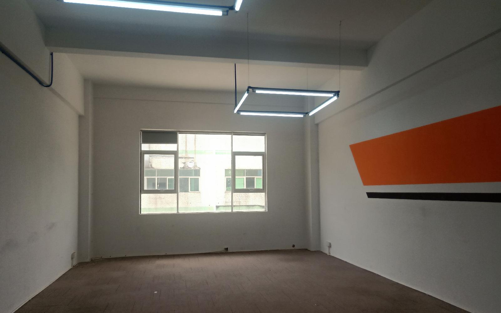 几何电商园（清湖）写字楼出租90平米精装办公室48元/m².月