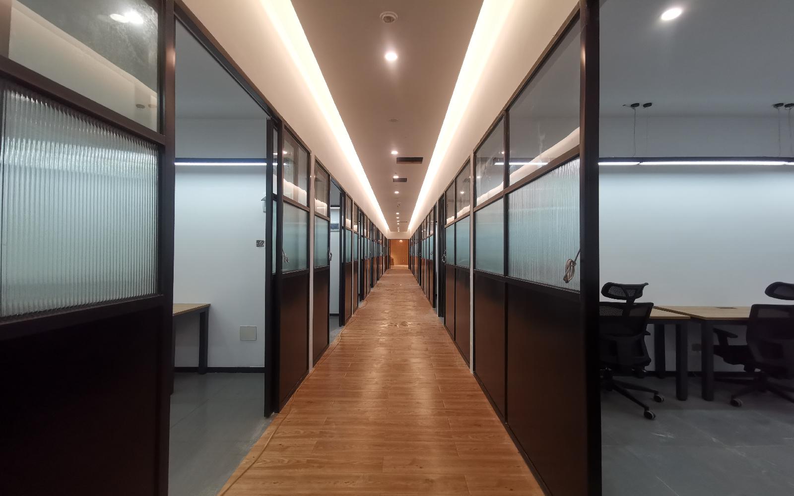 众里创新社区-洪浪北写字楼出租2040平米精装办公室50元/m².月