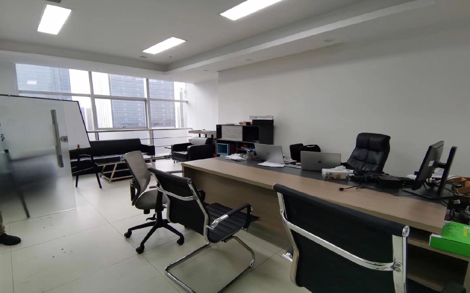 德赛科技大厦写字楼出租546平米精装办公室160元/m².月