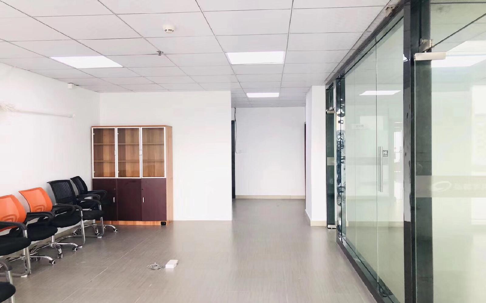 卫东龙商务大厦写字楼出租168平米精装办公室70元/m².月