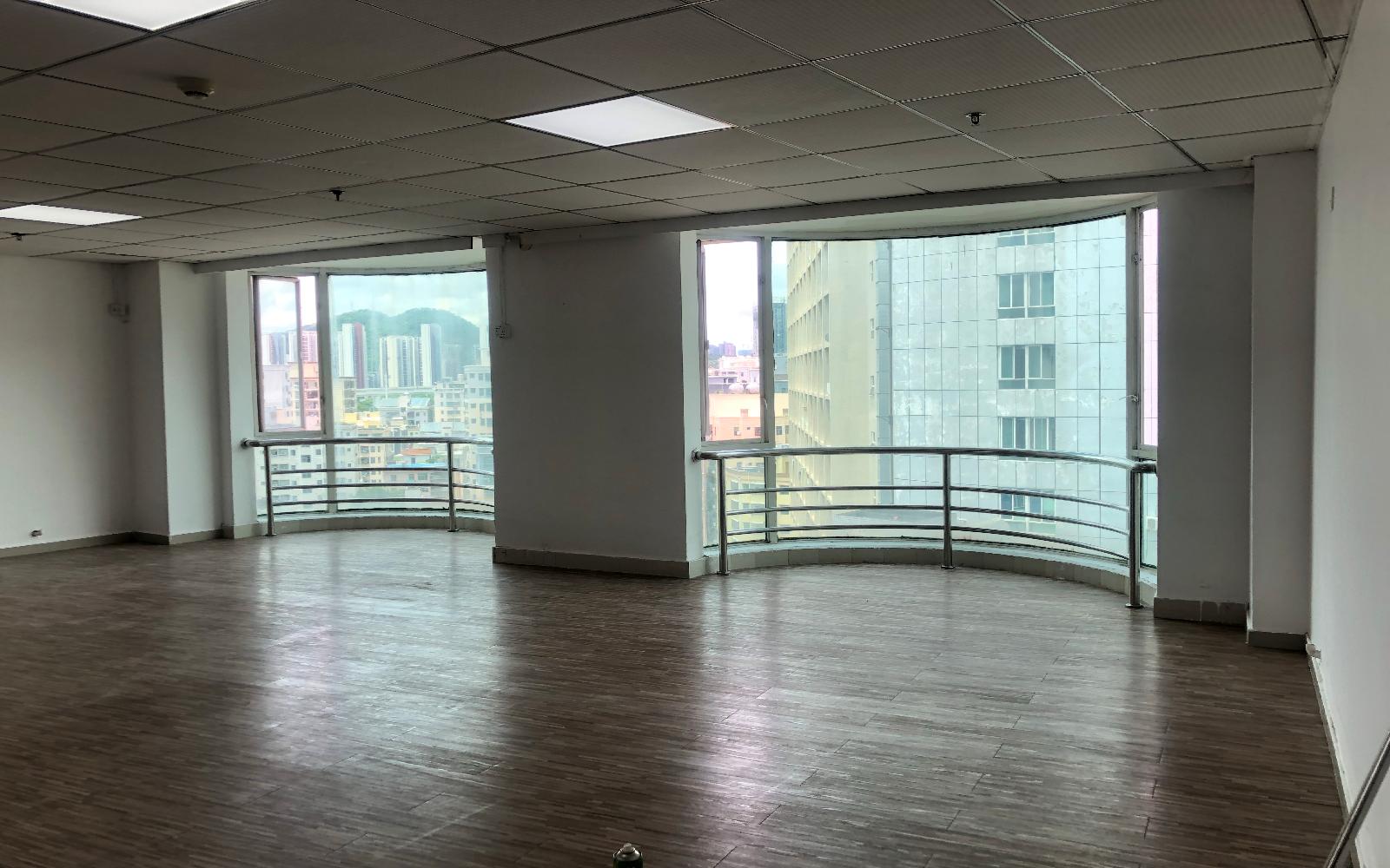 秋瑞大厦写字楼出租130平米精装办公室82元/m².月