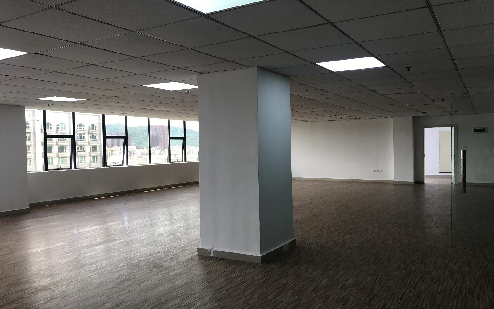 东明大厦写字楼出租269平米精装办公室94元/m².月