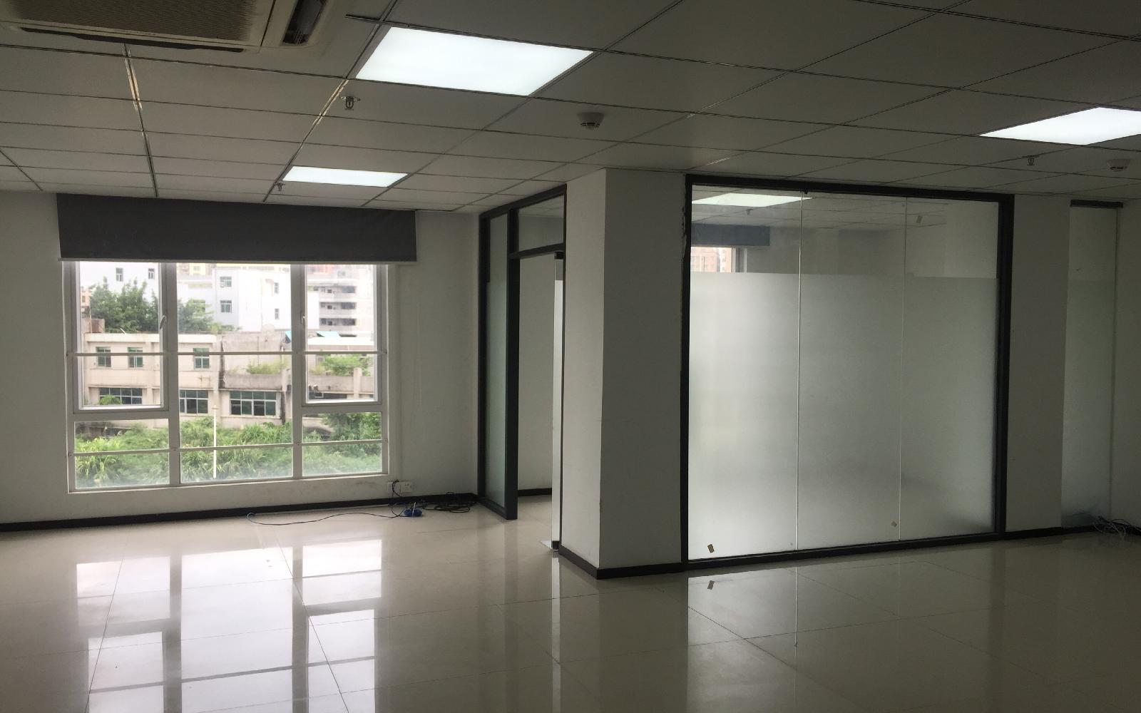 美鹏商务中心写字楼出租110平米精装办公室53元/m².月