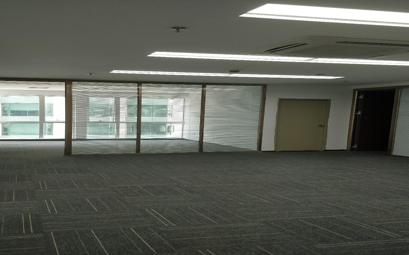 创新科技广场（一期）写字楼出租198平米豪装办公室128元/m².月