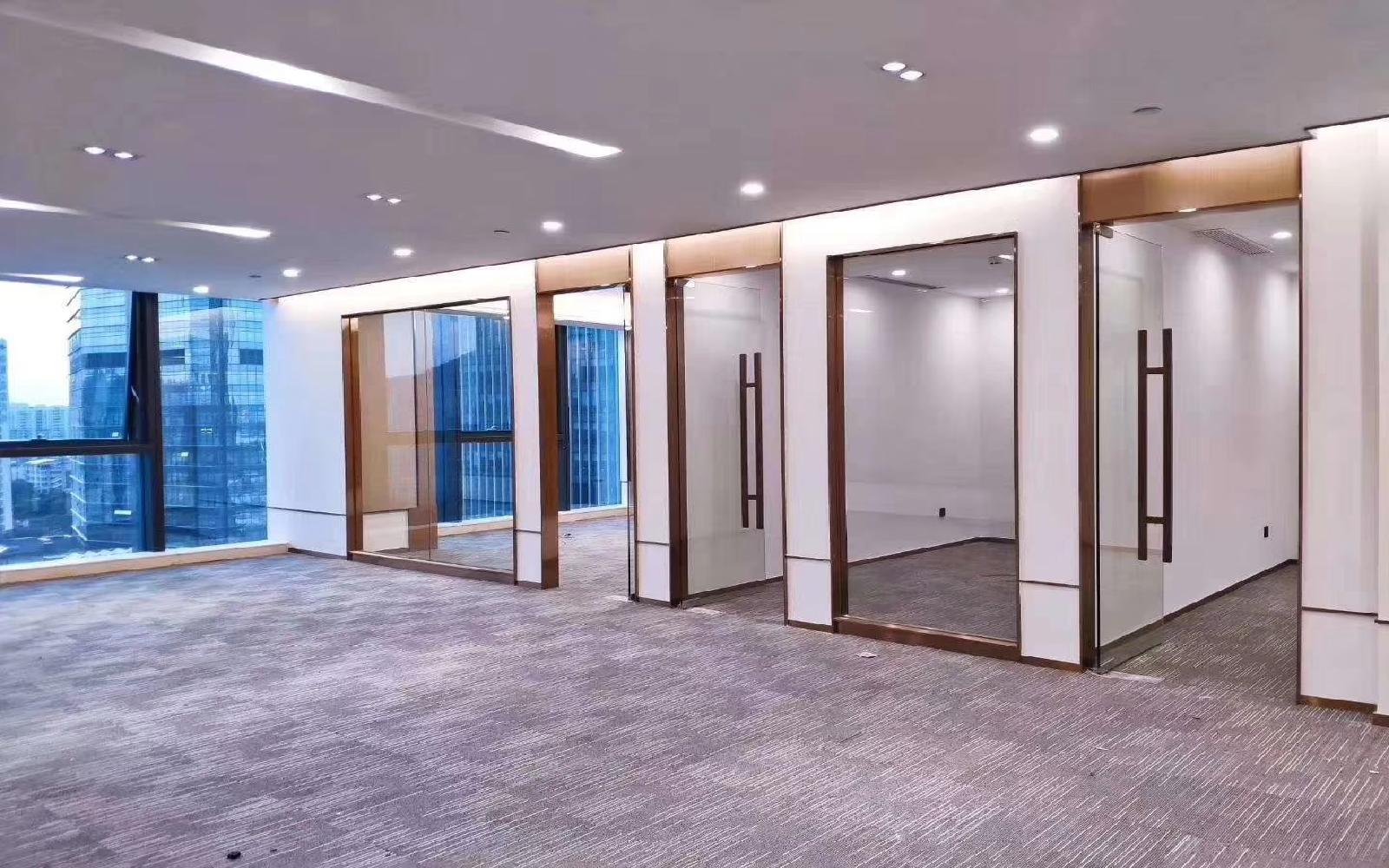 中铁南方总部大厦写字楼出租245平米豪装办公室238元/m².月
