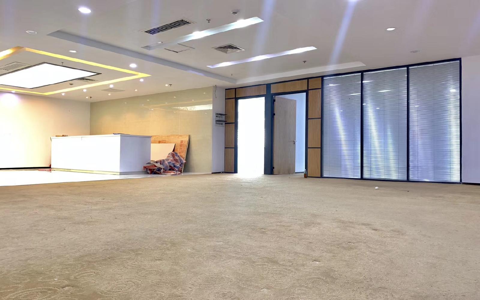 华润城大冲商务中心写字楼出租818平米精装办公室120元/m².月
