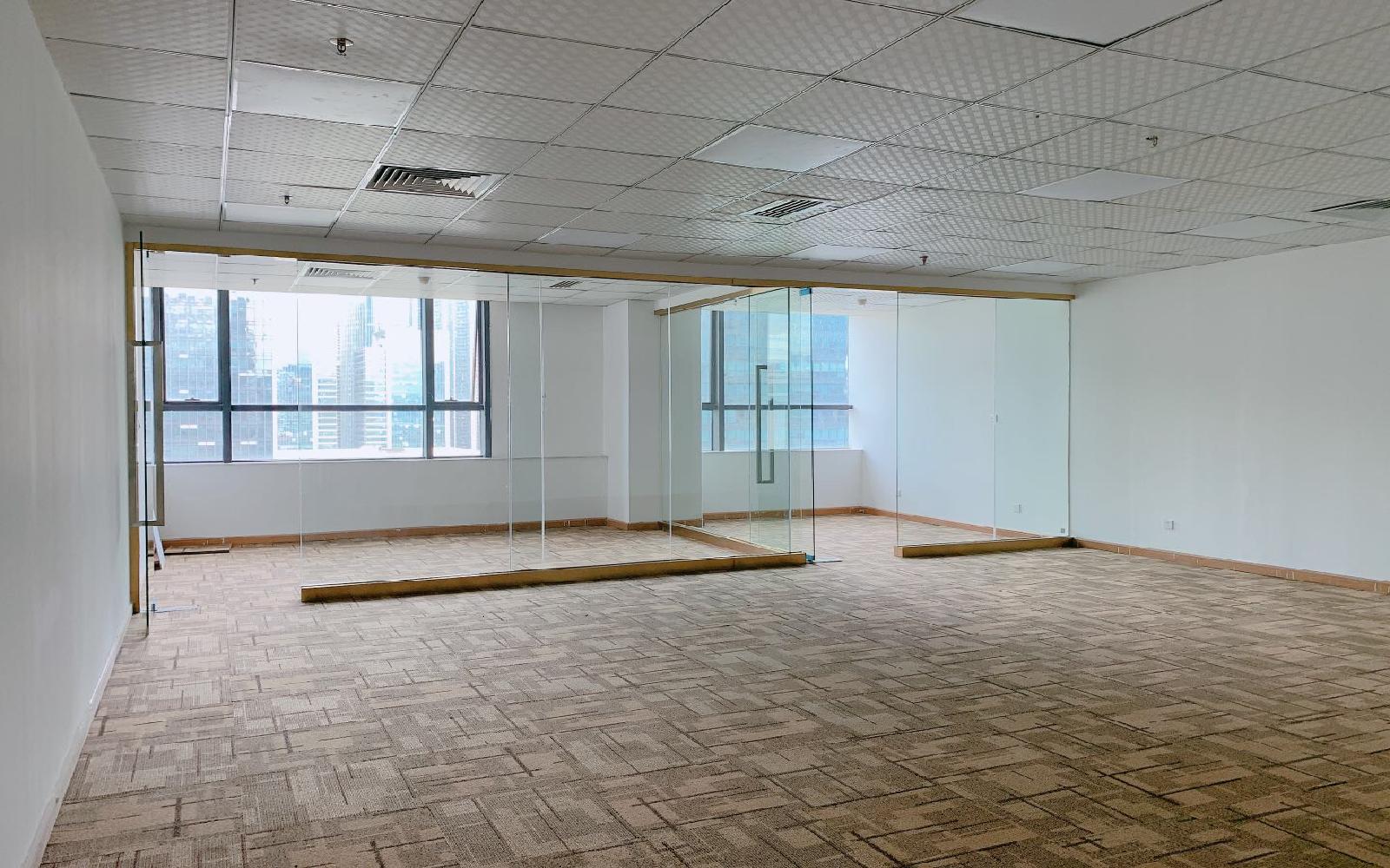 泰邦科技大厦写字楼出租239平米精装办公室77元/m².月