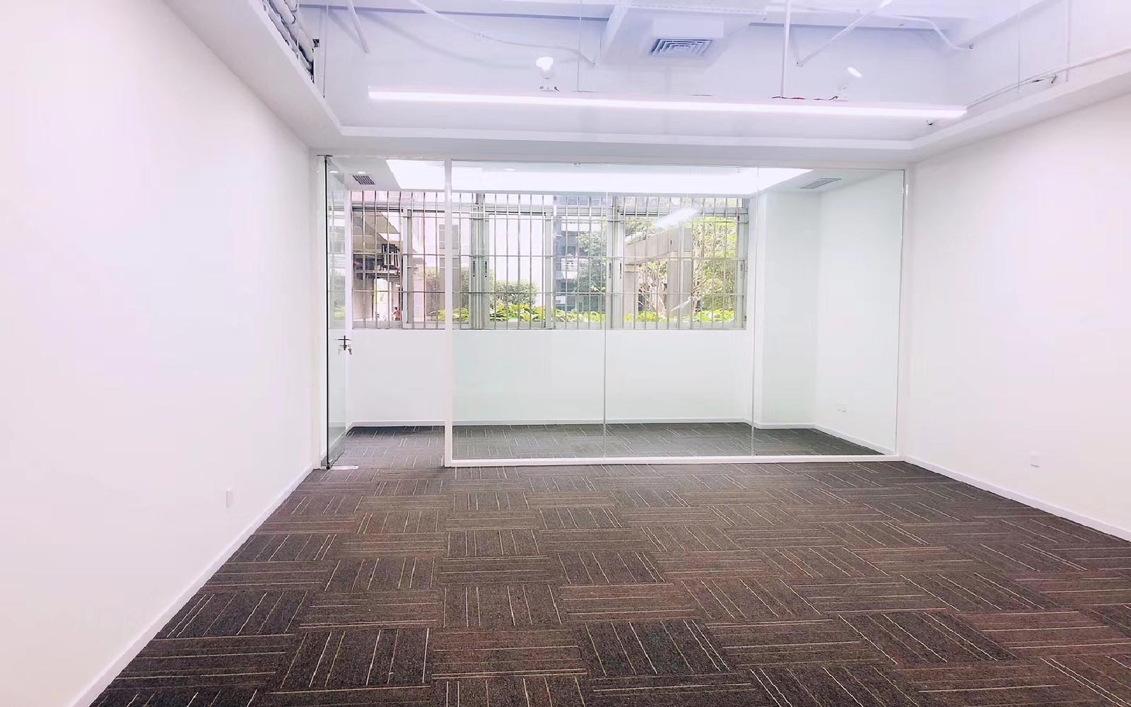 深圳软件园写字楼出租129平米精装办公室65元/m².月
