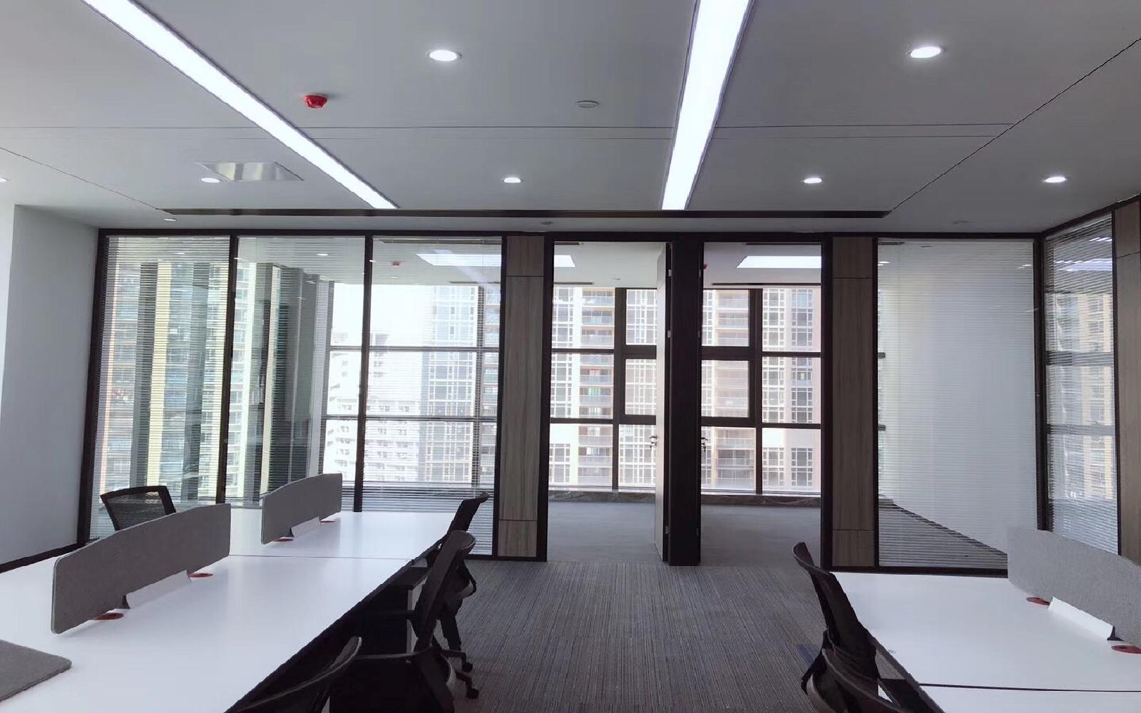 粤海大厦写字楼出租340平米精装办公室98元/m².月