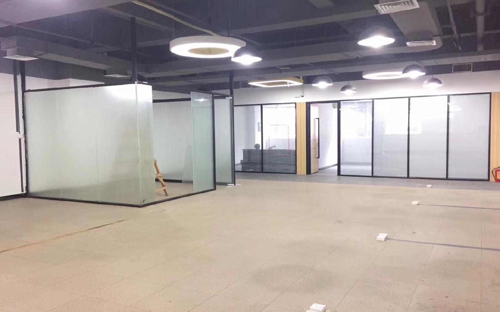 深圳软件园写字楼出租435平米精装办公室75元/m².月
