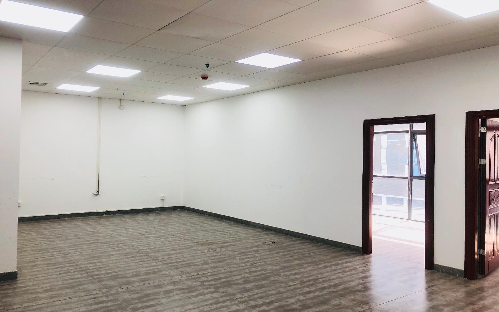  品客小镇青创城写字楼出租168平米精装办公室70元/m².月