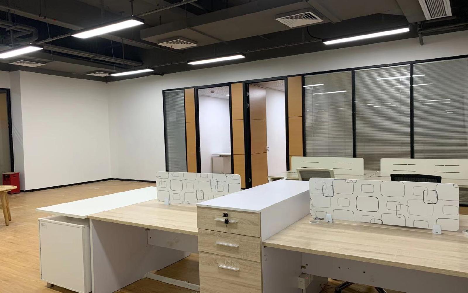 智美park写字楼出租150平米精装办公室55元/m².月