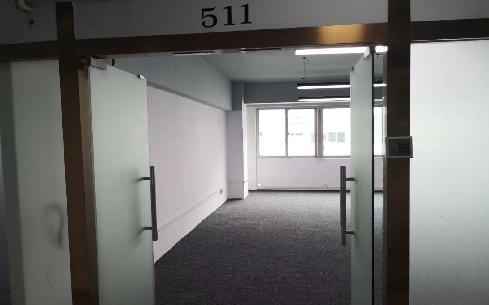 兴龙富创客园写字楼出租105平米精装办公室52元/m².月
