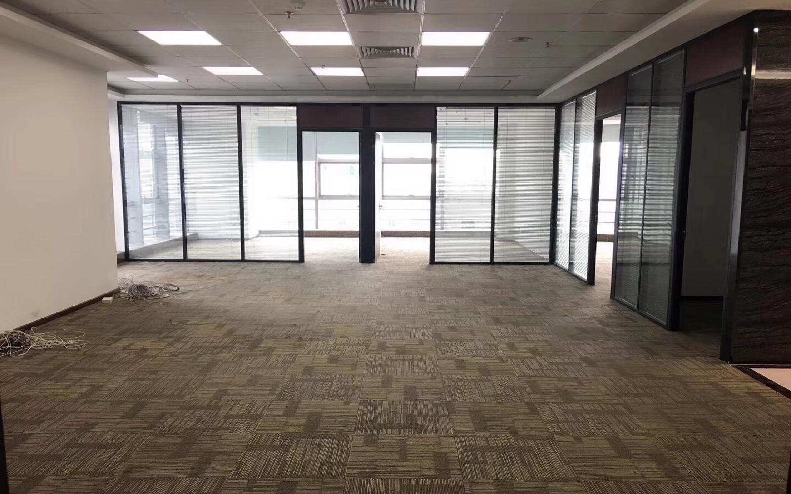 阳光科创中心写字楼出租558平米精装办公室115元/m².月