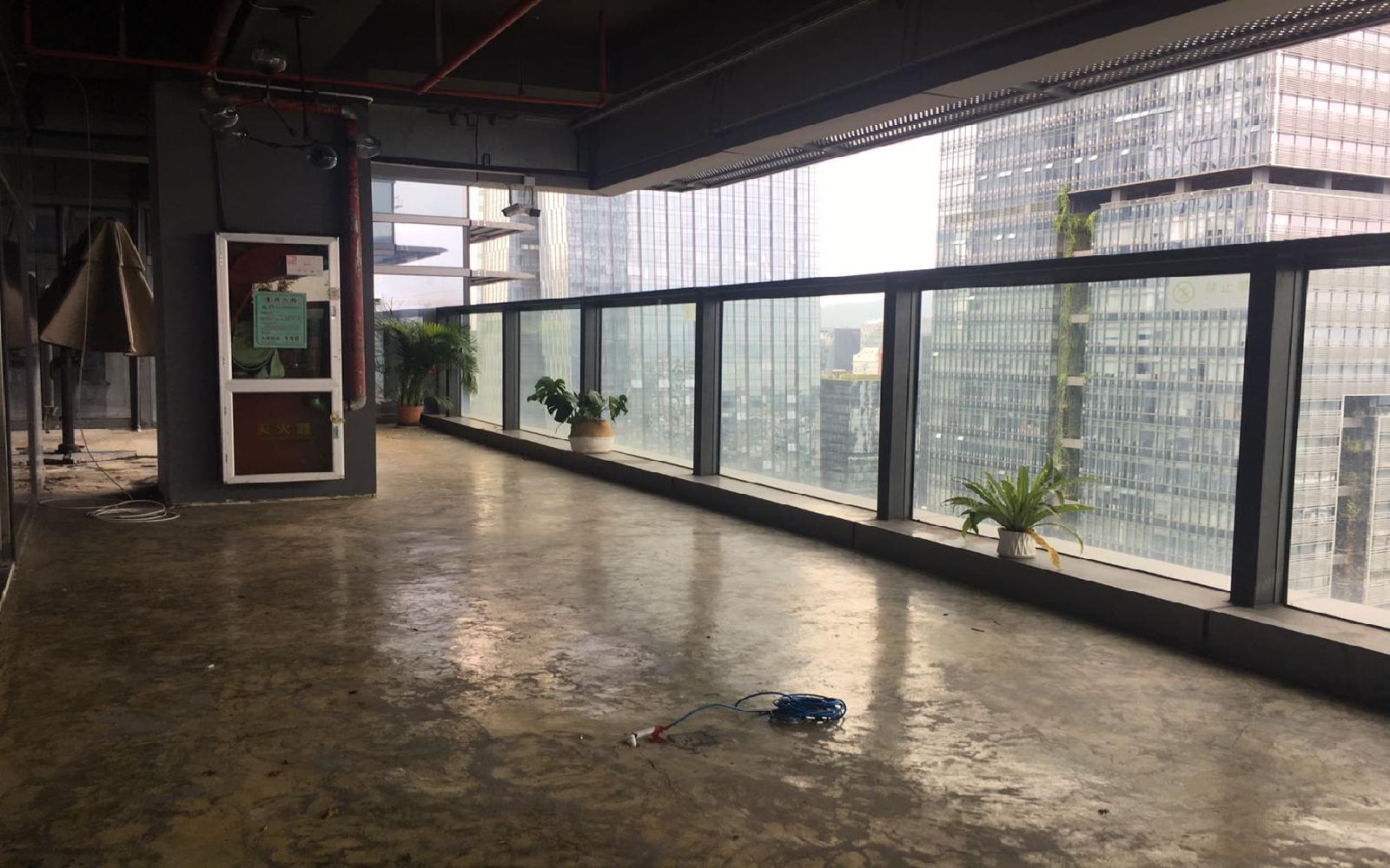 深圳湾科技生态园（三期）写字楼出租2500平米豪装办公室118元/m².月
