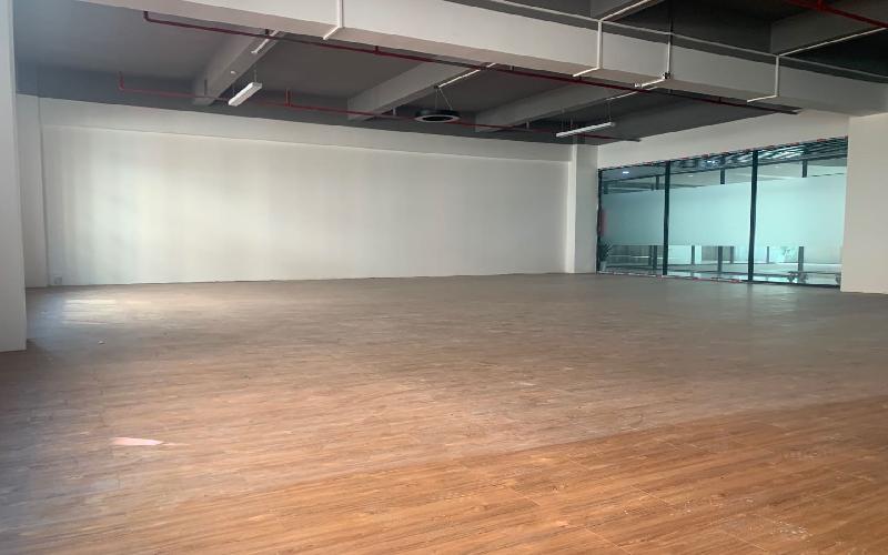 新围旺棠工业区写字楼出租299平米简装办公室38元/m².月