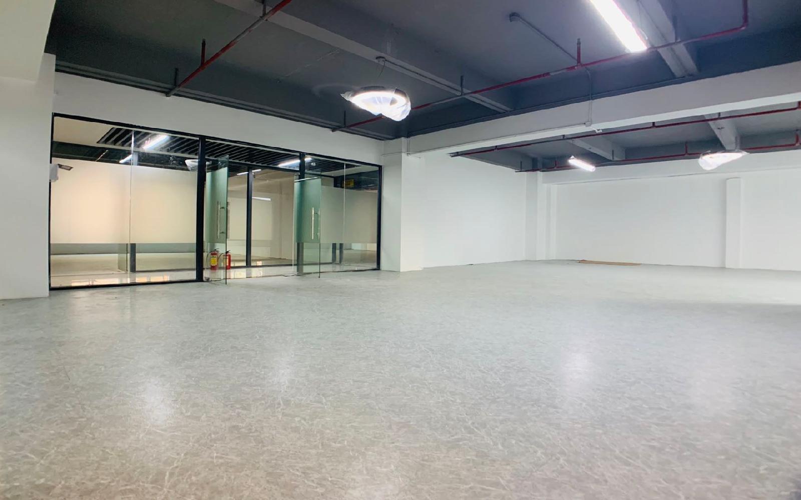 新围旺棠工业区写字楼出租265平米精装办公室48元/m².月