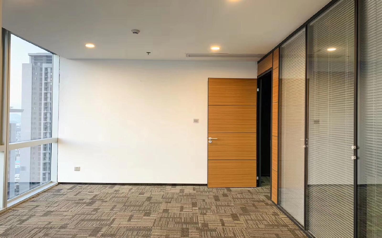 华润城大冲商务中心写字楼出租143平米豪装办公室150元/m².月