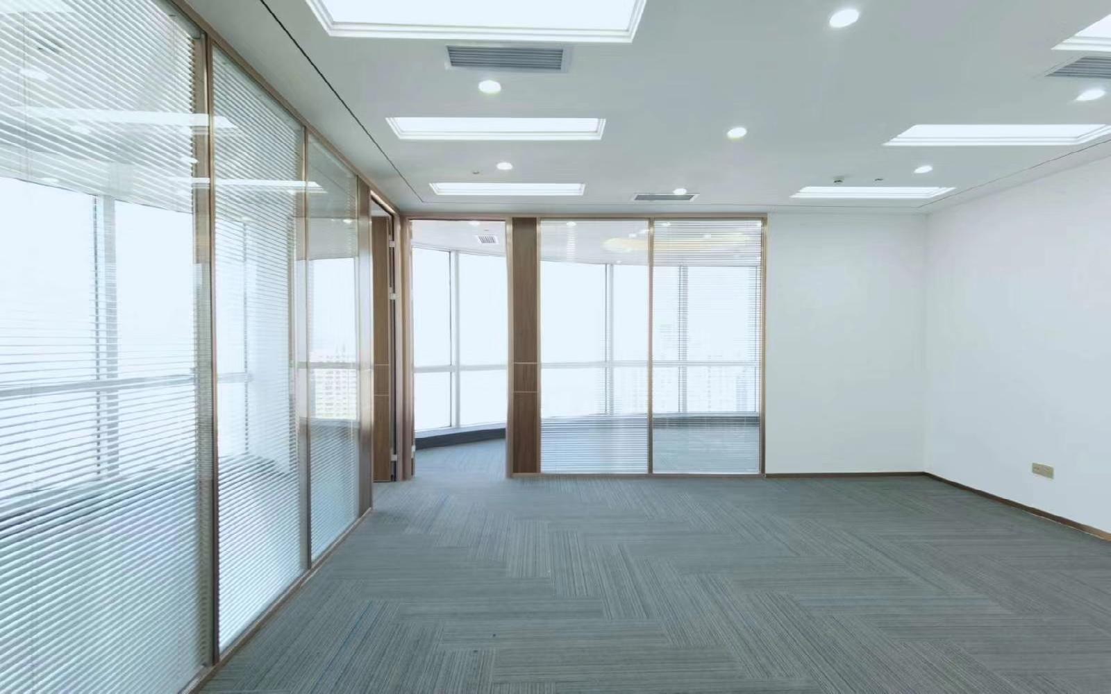 华润城大冲商务中心写字楼出租439平米豪装办公室90元/m².月