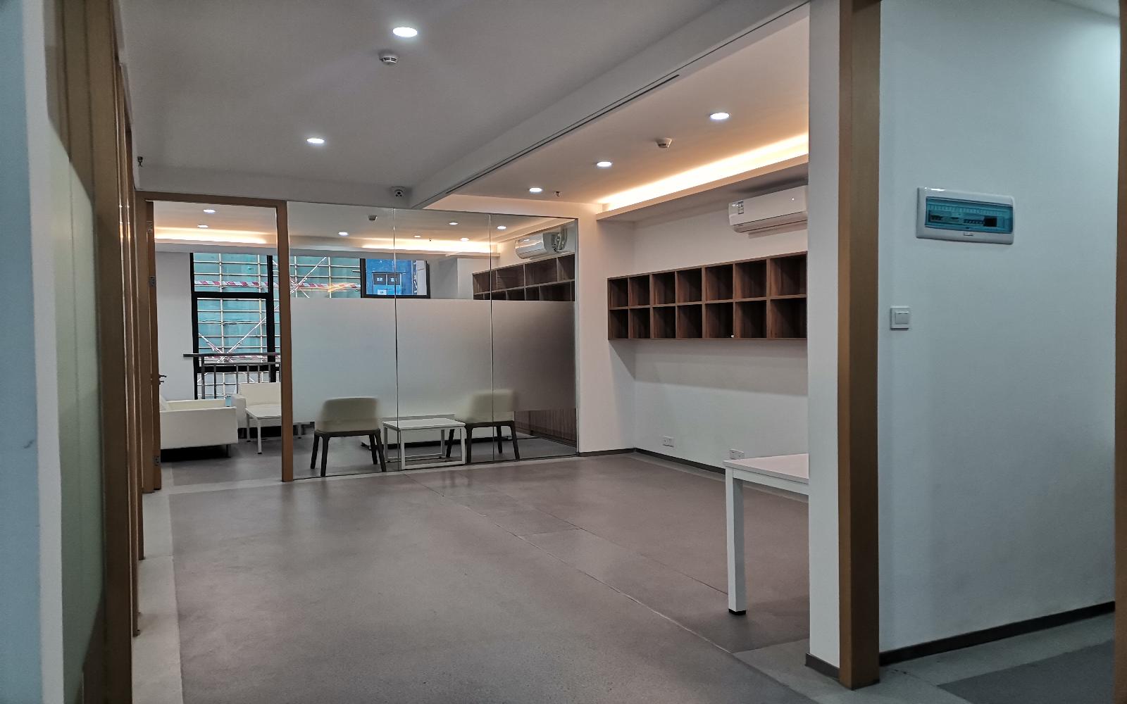 健兴科技大厦写字楼出租245平米豪装办公室80元/m².月